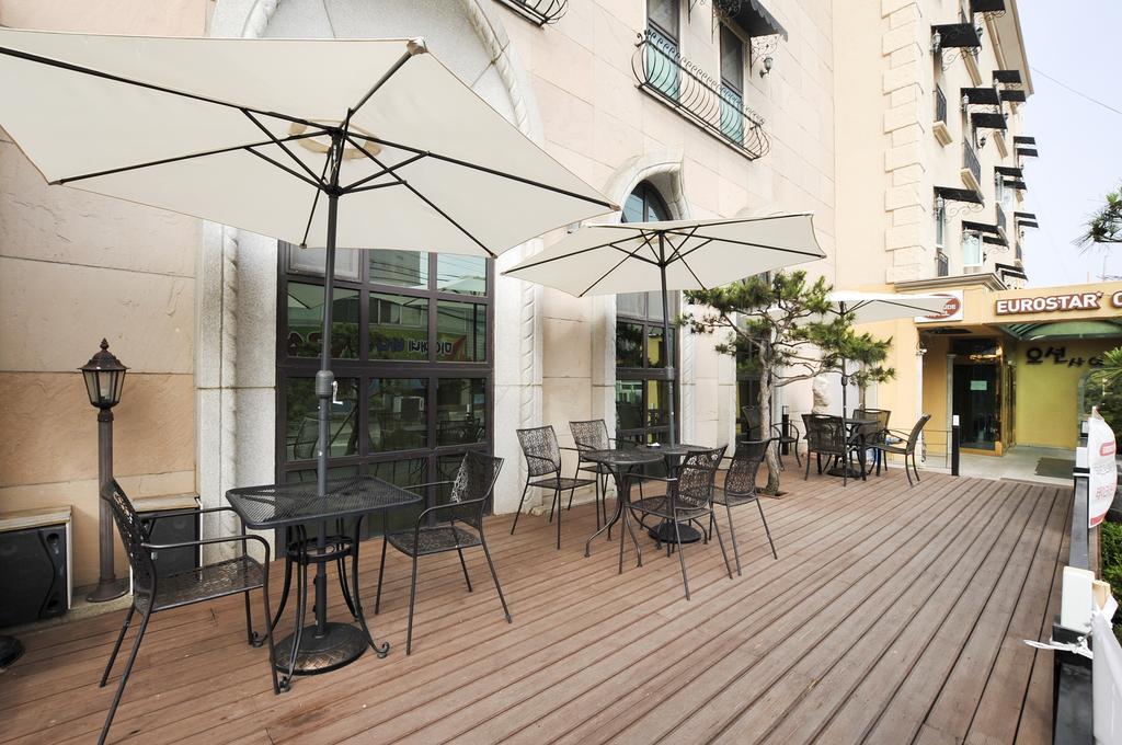 Incheon Airport Oceanside Hotel Exterior photo